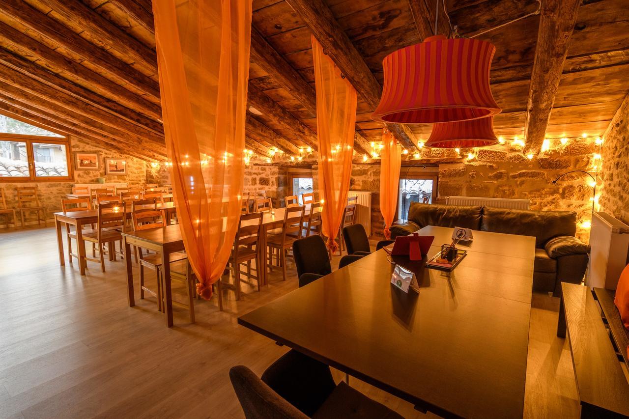 Albergue Valderrobres Auto Check-In Zewnętrze zdjęcie