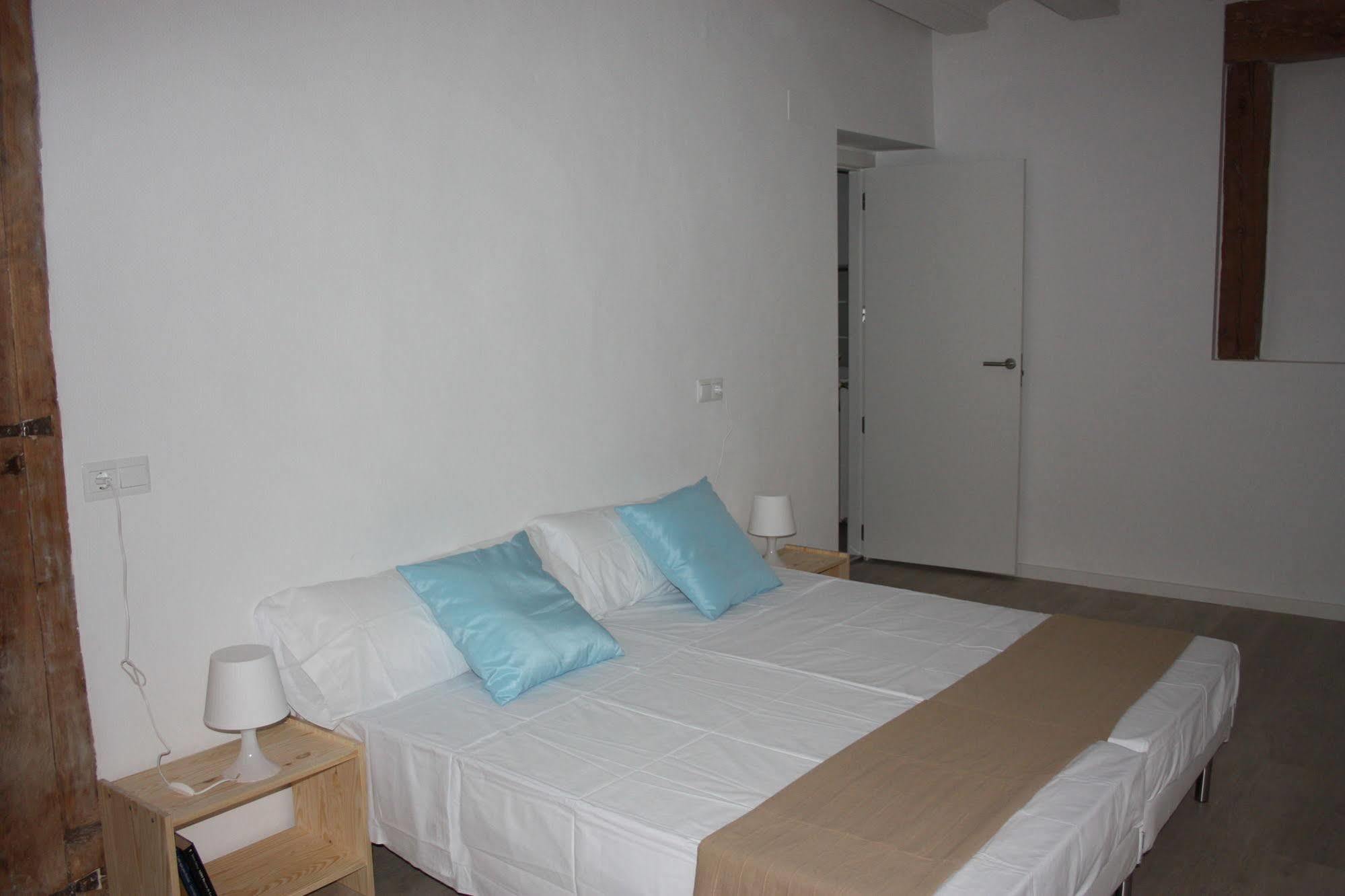 Albergue Valderrobres Auto Check-In Zewnętrze zdjęcie